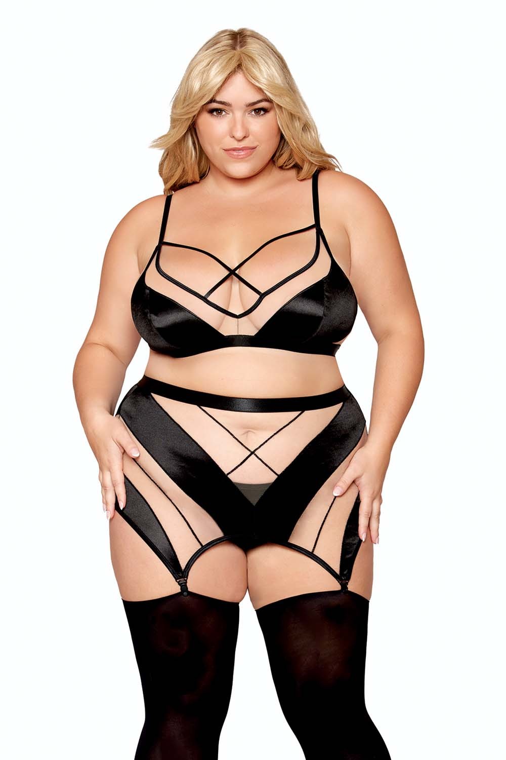 Ensemble grande taille avec Soutien-gorge, jupe porte-jarretelles, string Taille : 3X, Couleur : Noir 1 Ensemble grande taille avec Soutien-gorge, jupe porte-jarretelles, string Taille : 3X, Couleur : Noir