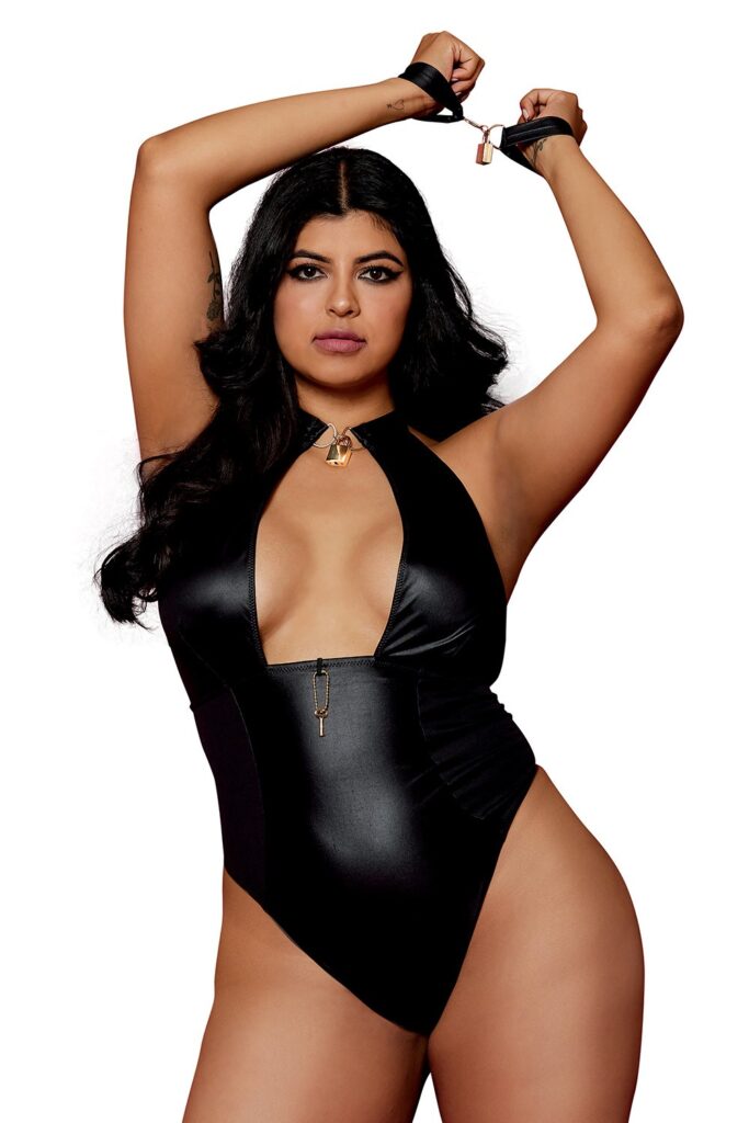 Accueil 15 Body wetlook noir grande taille avec menottes, cadenas bijoux et clé bijou inclus Taille : TU Grande Taille - OSQ, Couleur : Noir