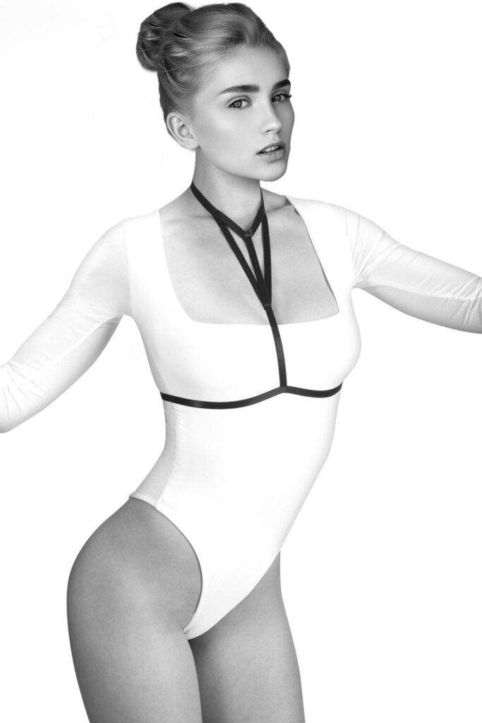 Accueil 16 Harnais de corps ornements Mia Taille : TU, Couleur : Noir