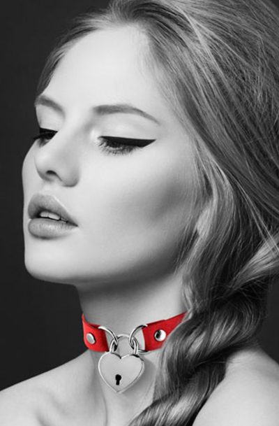 Accueil 15 Collier en cuir rouge SM avec pendentif cadenas coeur argenté Taille : TU, Couleur : Rouge